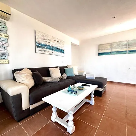 Lodge Es Velar