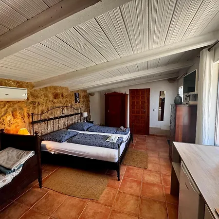 Es Velar Lodge